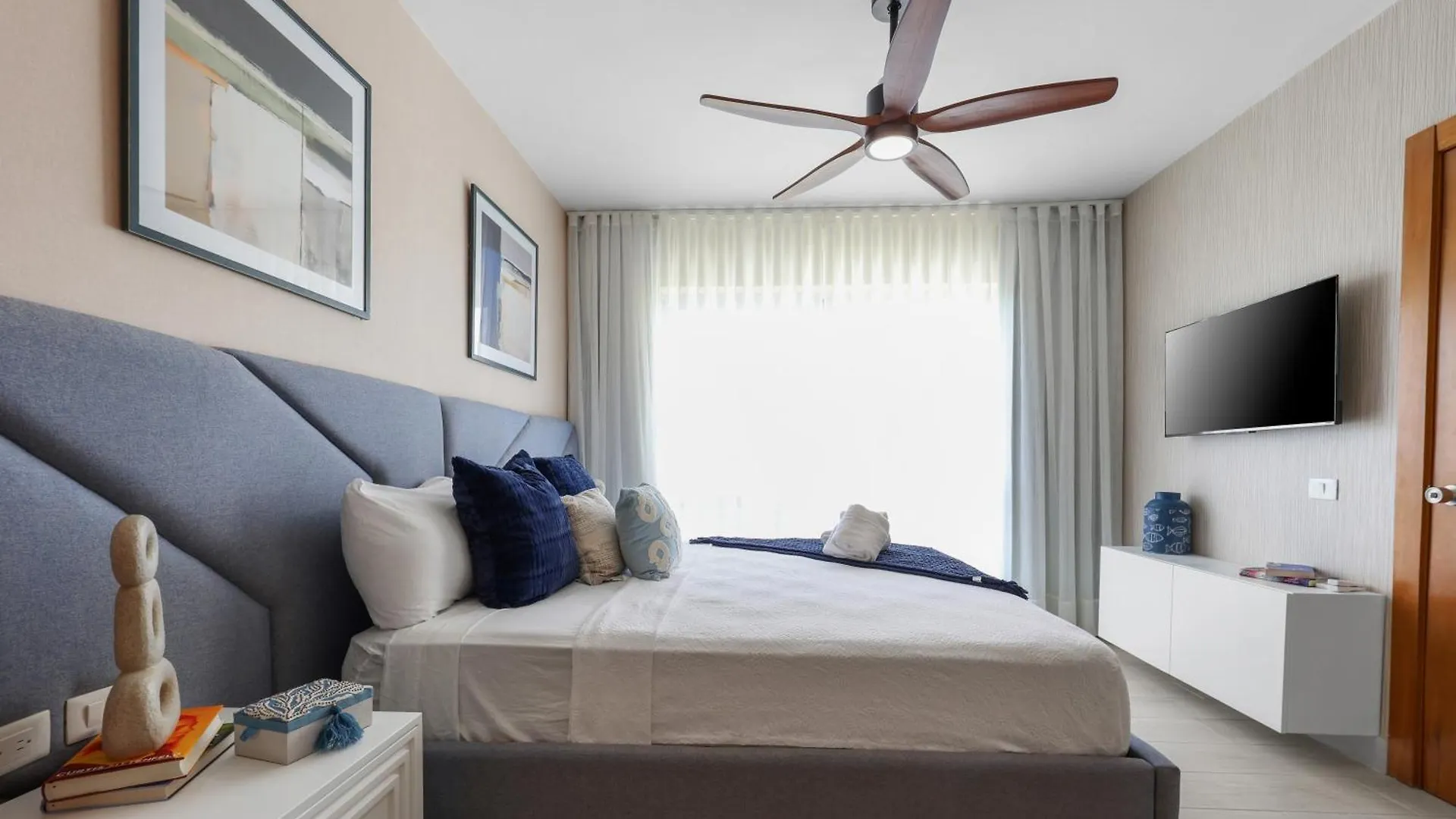 404 Y 504 Luxurious Ph With Jacuzzi Near The Beach La Laguna 0*,  Dominik Cumhuriyeti